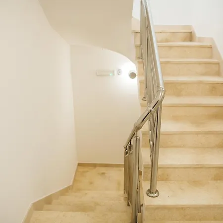 Apartment Elegant Lasta *