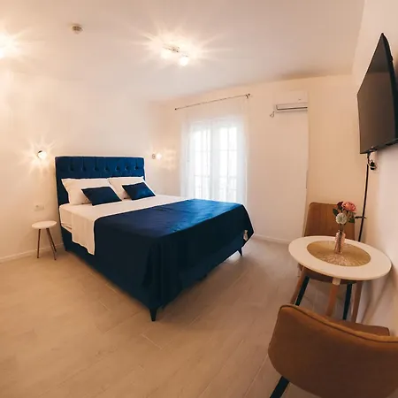 Elegant Lasta Mostar
