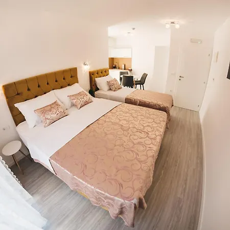 Elegant Lasta Апартаменты