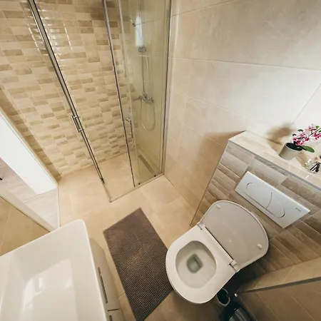 Elegant Lasta Апартаменты Мостар